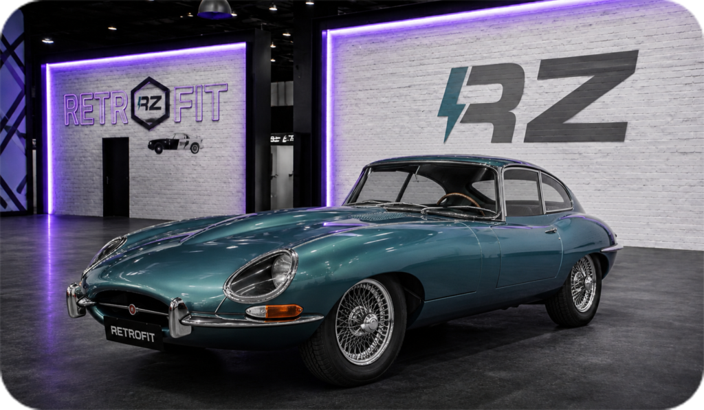 Jaguar classique converti à l'énergie électrique